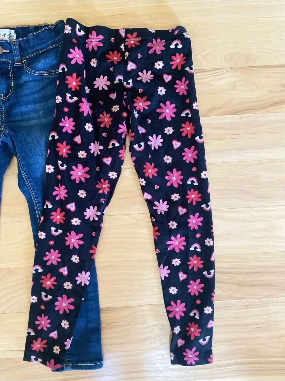 Girls Size 6-6X Clothes Lot of 3 Pants Leggings Jeans T-Shirt Carter’s Jordache